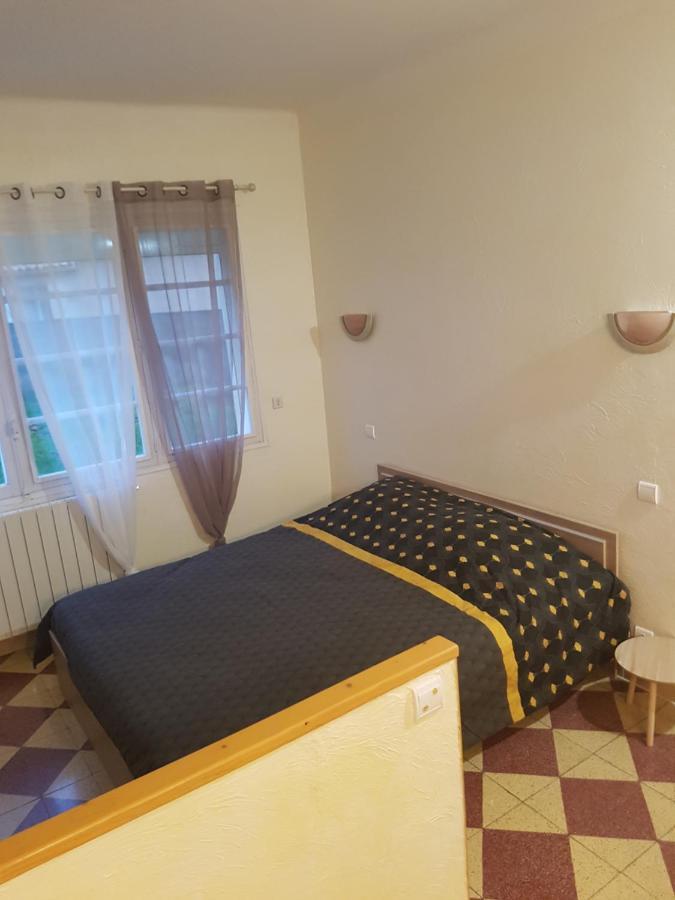 Les Belles Nuits Bed & Breakfast Le Bousquet-d'Orb Luaran gambar
