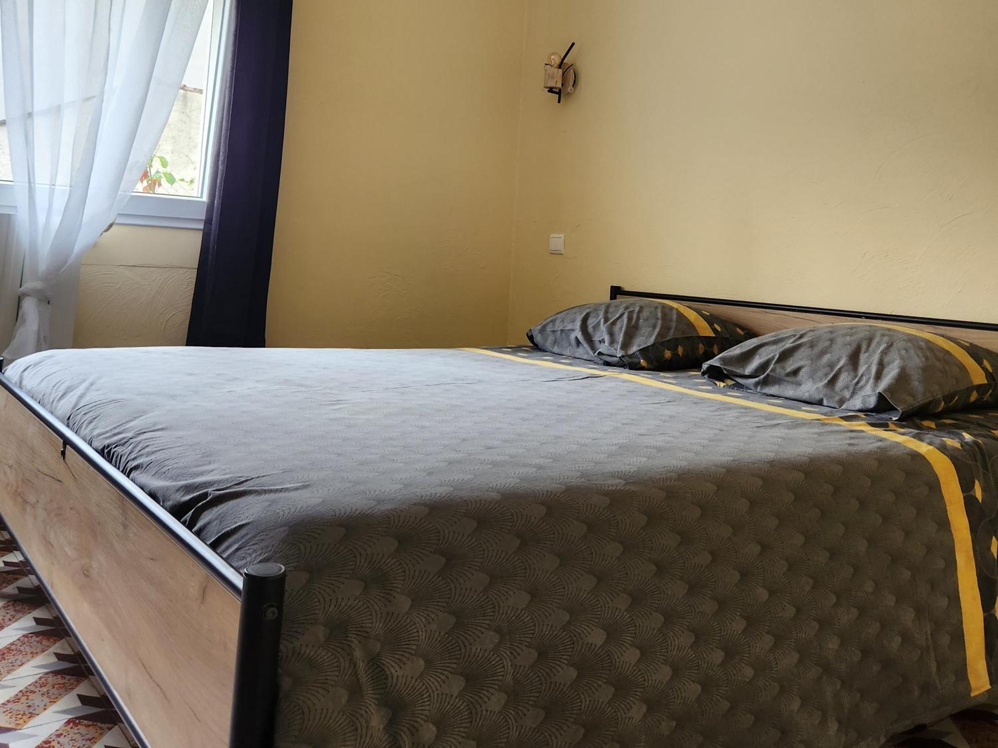 Les Belles Nuits Bed & Breakfast Le Bousquet-d'Orb Luaran gambar